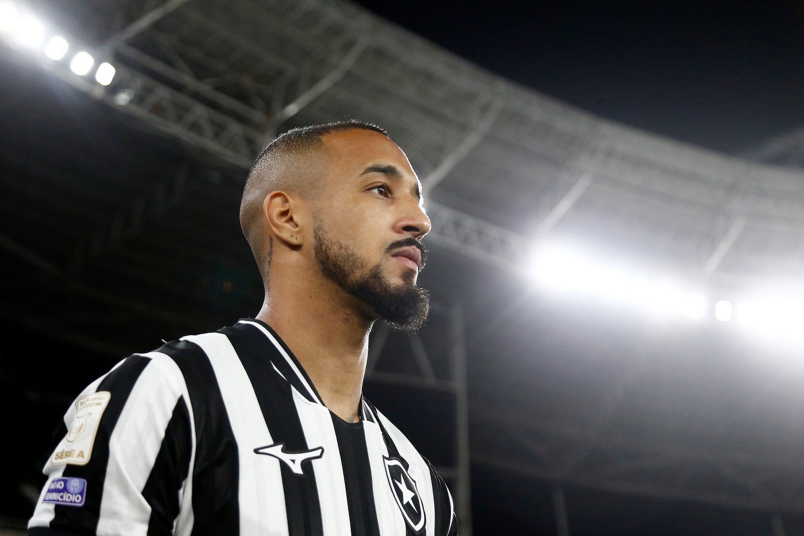 Quem volta? Entenda situação do DM do Botafogo antes de jogo contra o Internacional