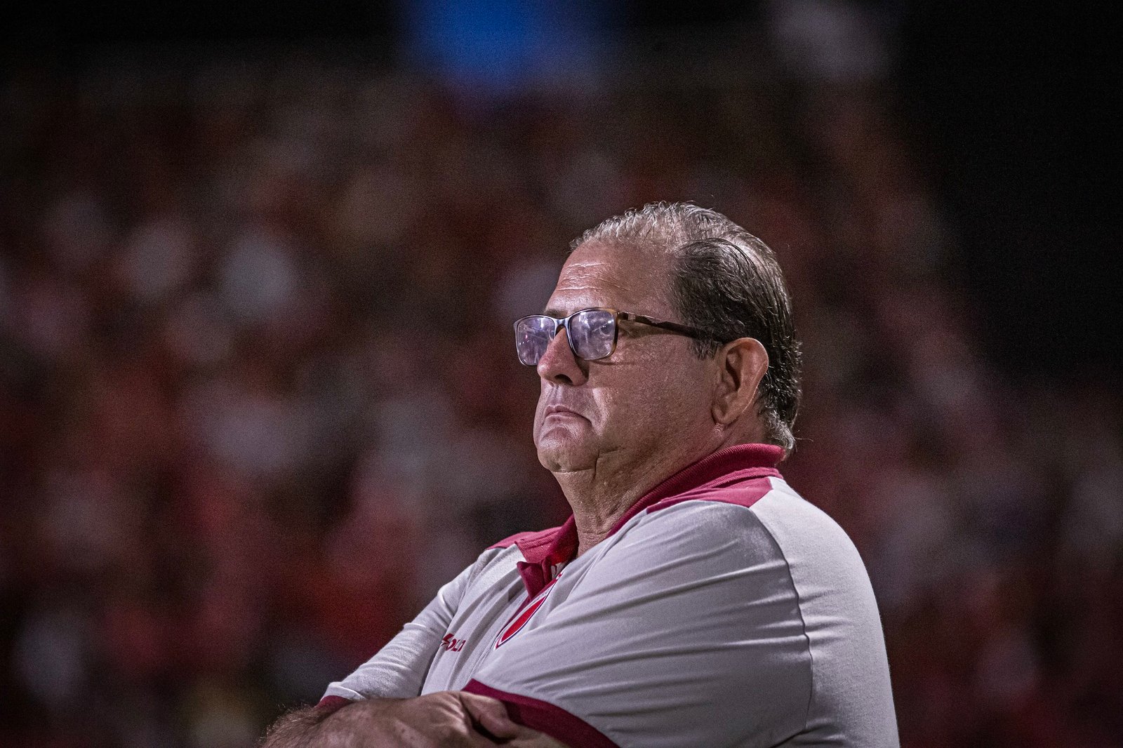Guto Ferreira avalia sobre empate sofrido pelo Vila no fim: “Dói para caramba, mas não mata”