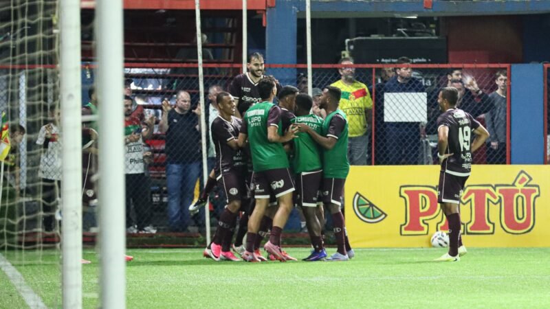 Terror dos acréscimos! Ferroviária tem metade dos gols na 2ª fase da Série C após minuto 90