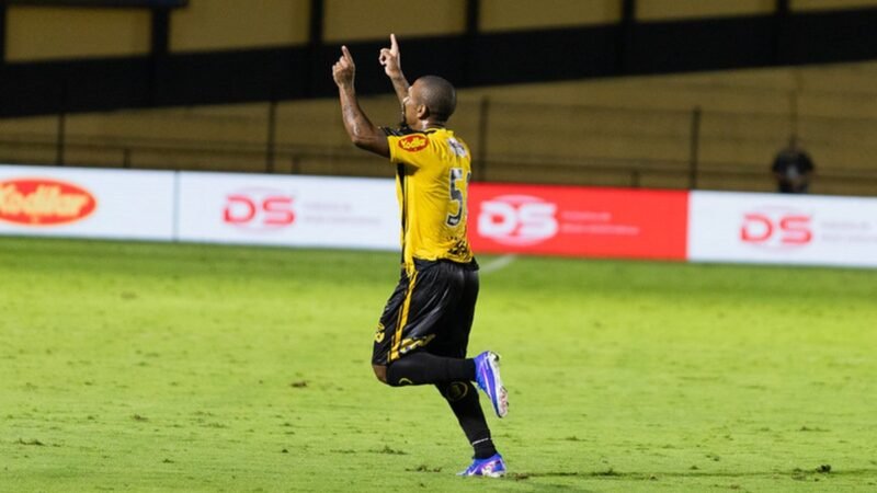Juninho celebra fase no Novorizontino e temporada mais produtiva da carreira