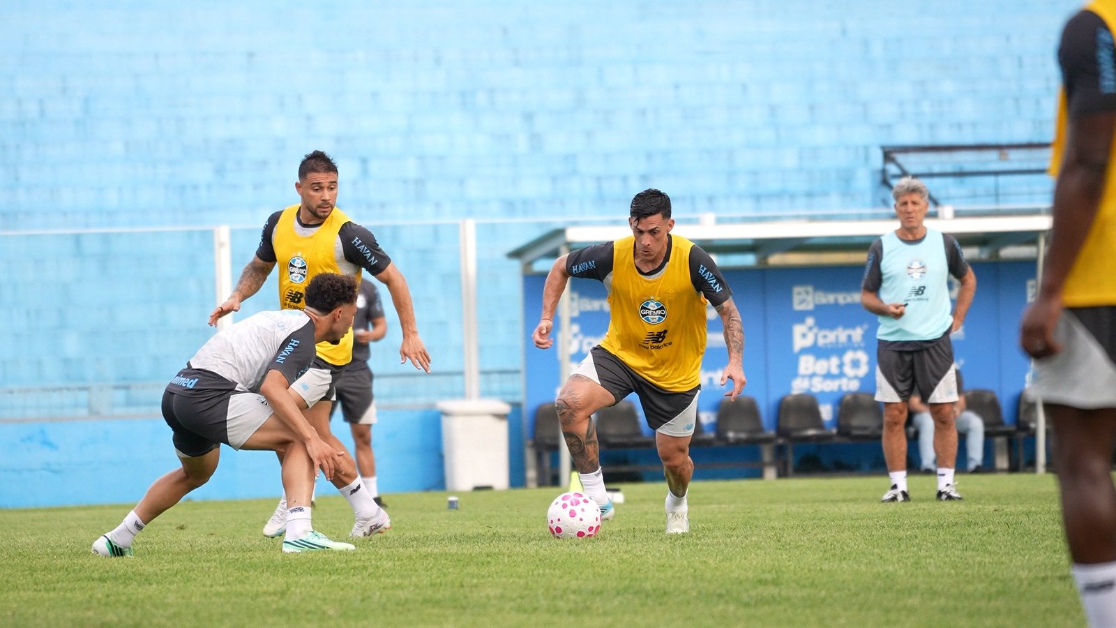 Grêmio tem retorno e desfalques contra o Remo; veja a provável escalação