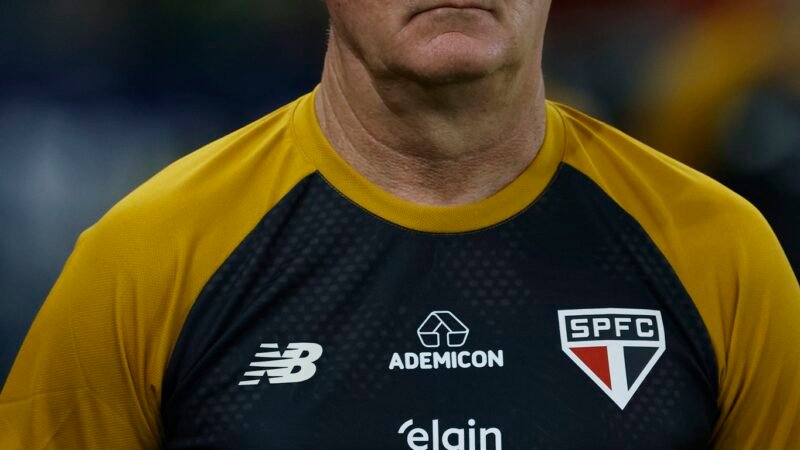 São Paulo mantém apoio a Dorival Júnior mesmo com o pior aproveitamento do ano