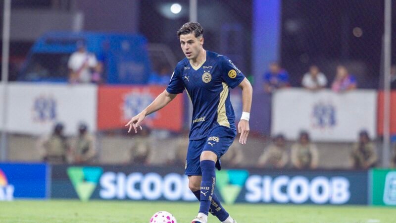 Sexto zagueiro a ser titular do Bahia no  Brasileiro, Marco Moreno estreia com elogios de Ceni