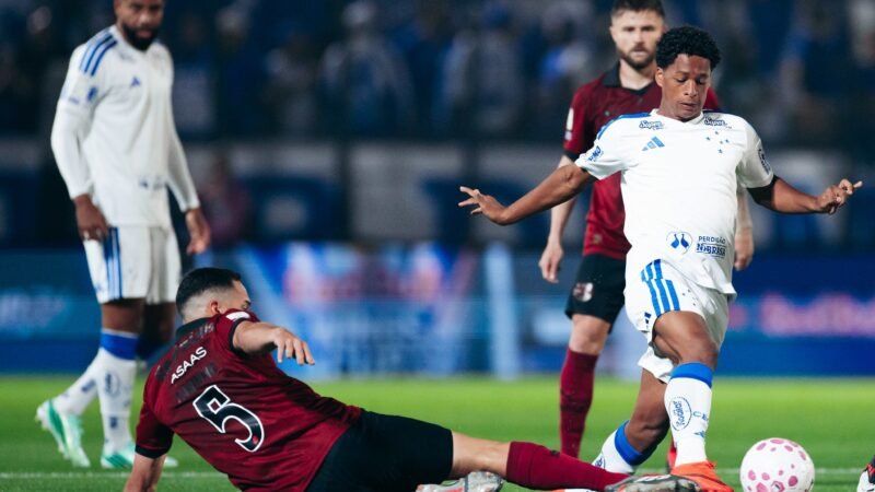Análise: Cruzeiro escancara descontrole defensivo e oscilação perigosa na briga pela Libertadores
