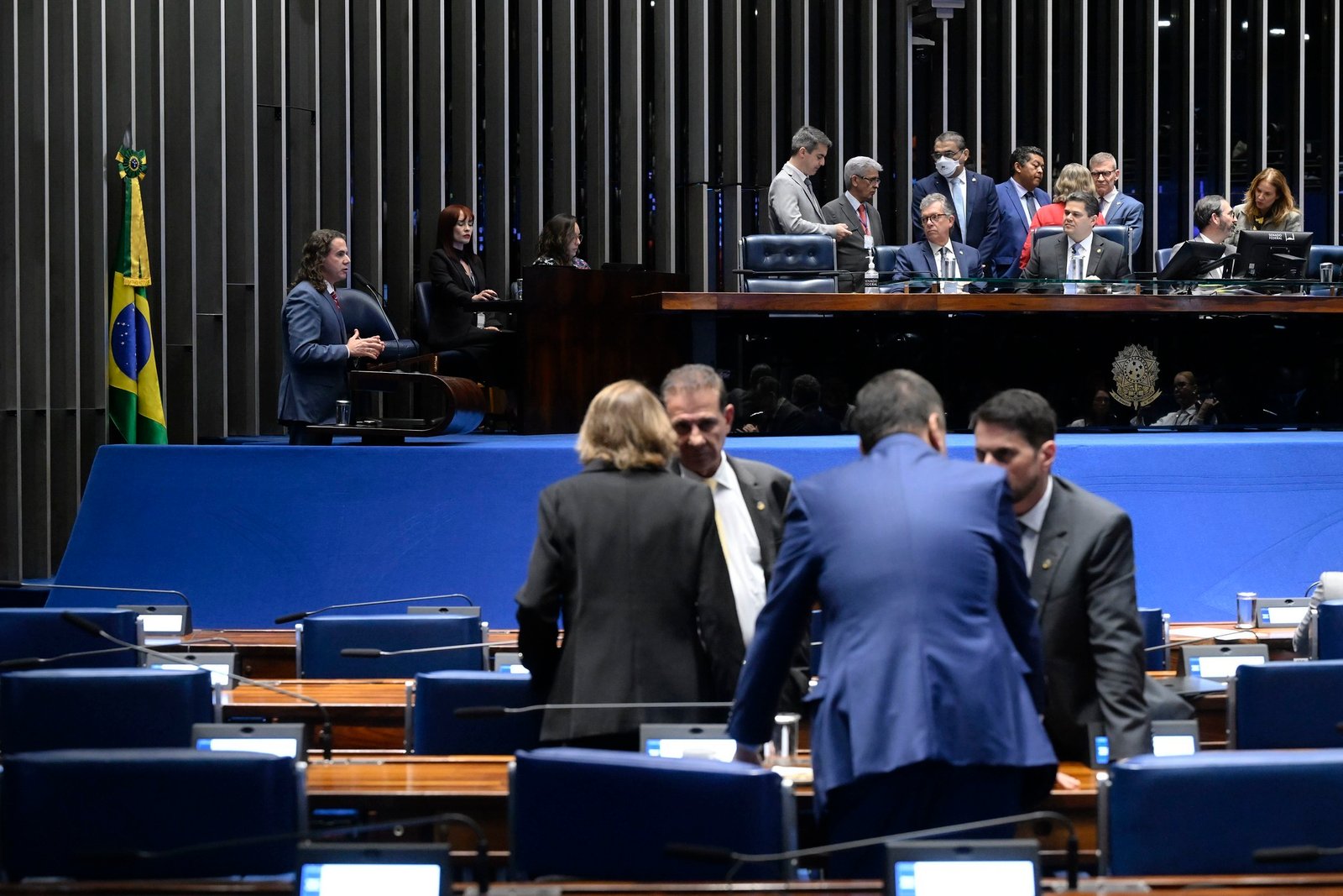 Fim da escala 6×1: veja a repercussão da decisão entre empresários e trabalhadores