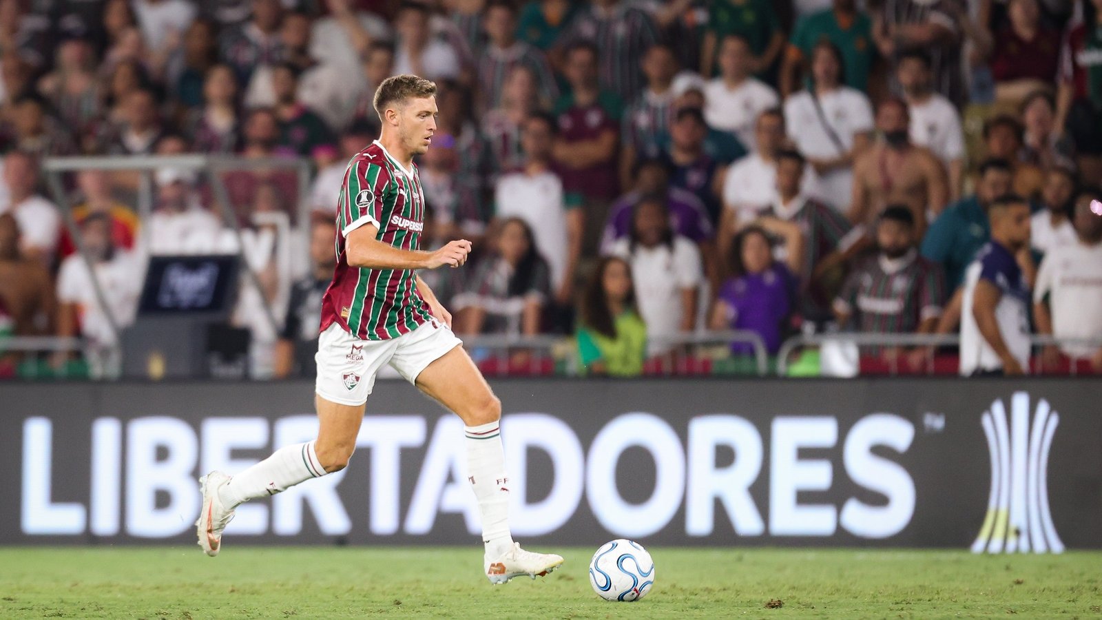 Castillo recebe nova chance no Fluminense em momento em que o time precisa de gols
