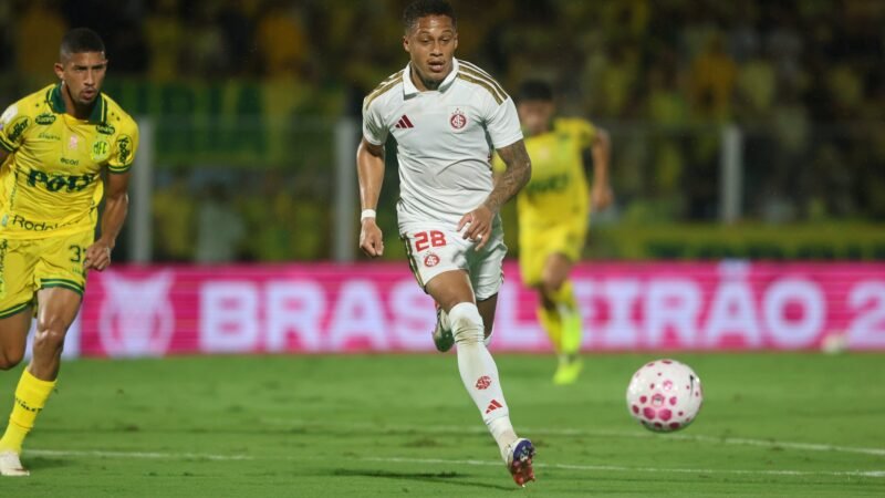 Inter perde três titulares e acumula problemas para jogo com Botafogo; veja lista
