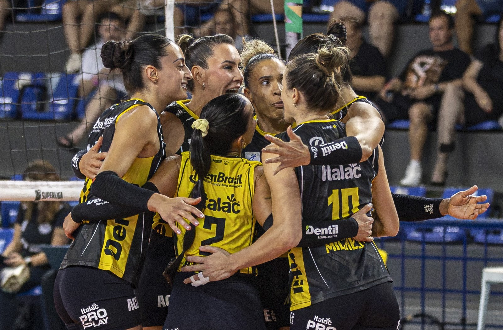 Praia Clube vence o Brusque fora de casa pela Superliga Feminina