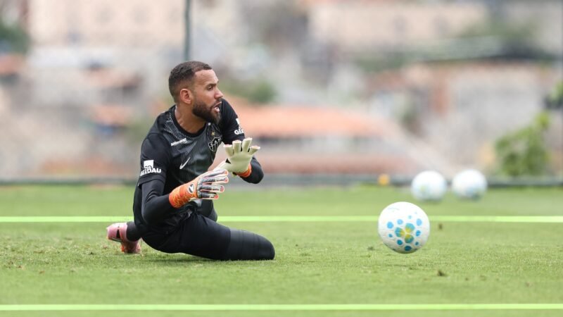 Everson é liberado para treinos no Atlético-MG e vira reforço contra Flamengo