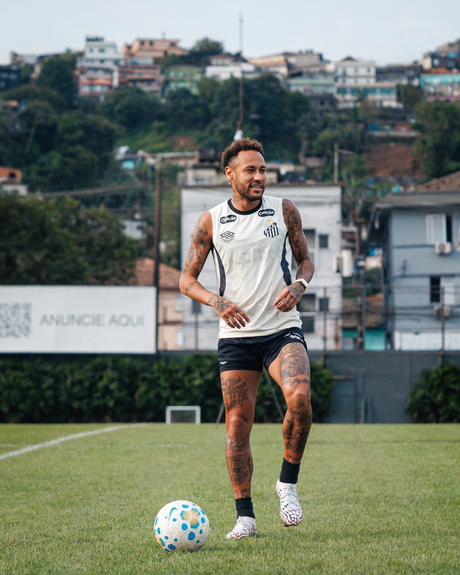 Escalação do Santos: Cuca fará mudança na defesa para enfrentar o Bahia neste sábado