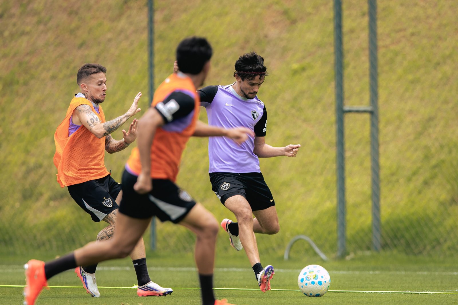 Escalação do Atlético-MG: Scarpa volta, mas atacante titular é desfalque contra Flamengo