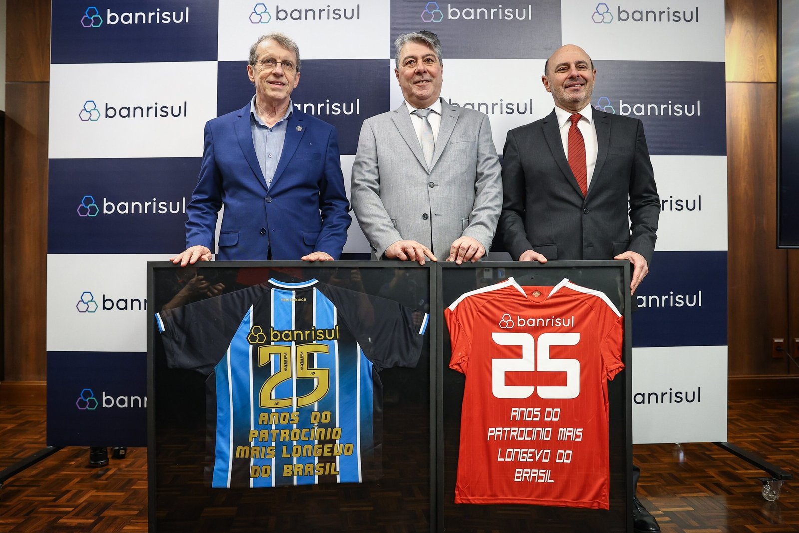 Saiba quanto Grêmio e Inter receberão com patrocínio máster até o fim do Brasileirão