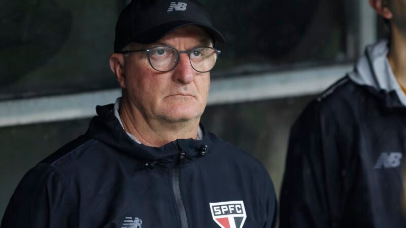 Dorival diz que “é difícil” explicar erros do São Paulo, mas valoriza luta e entrega do elenco