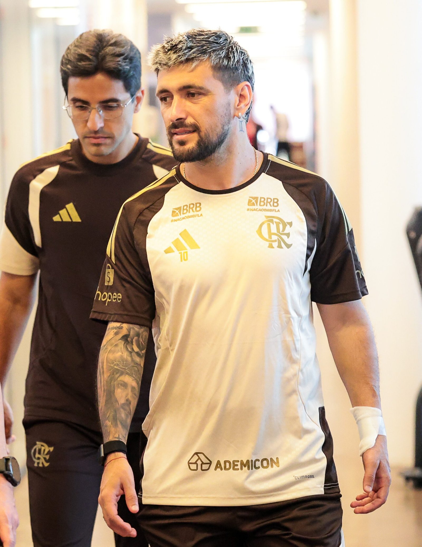 Arrascaeta no Ninho e evolução de Evertton Araújo e Ayrton Lucas: últimas notícias do DM do Flamengo