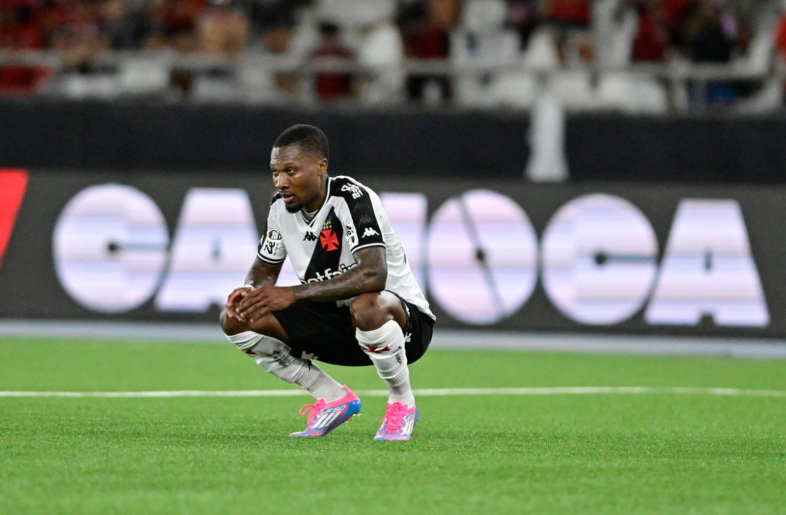 Loide Augusto é relacionado para São Paulo x Vasco e volta a um jogo do clube após 14 meses