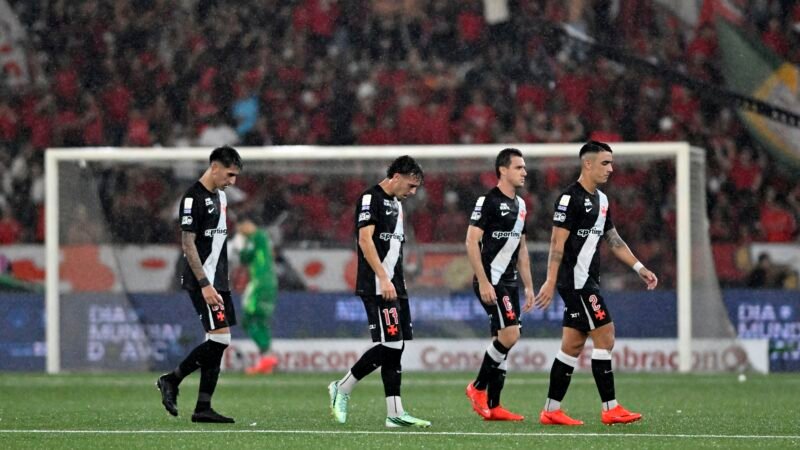 Vasco fecha clássicos de 2026 com eliminação, goleada sofrida e tabu mantido; veja balanço