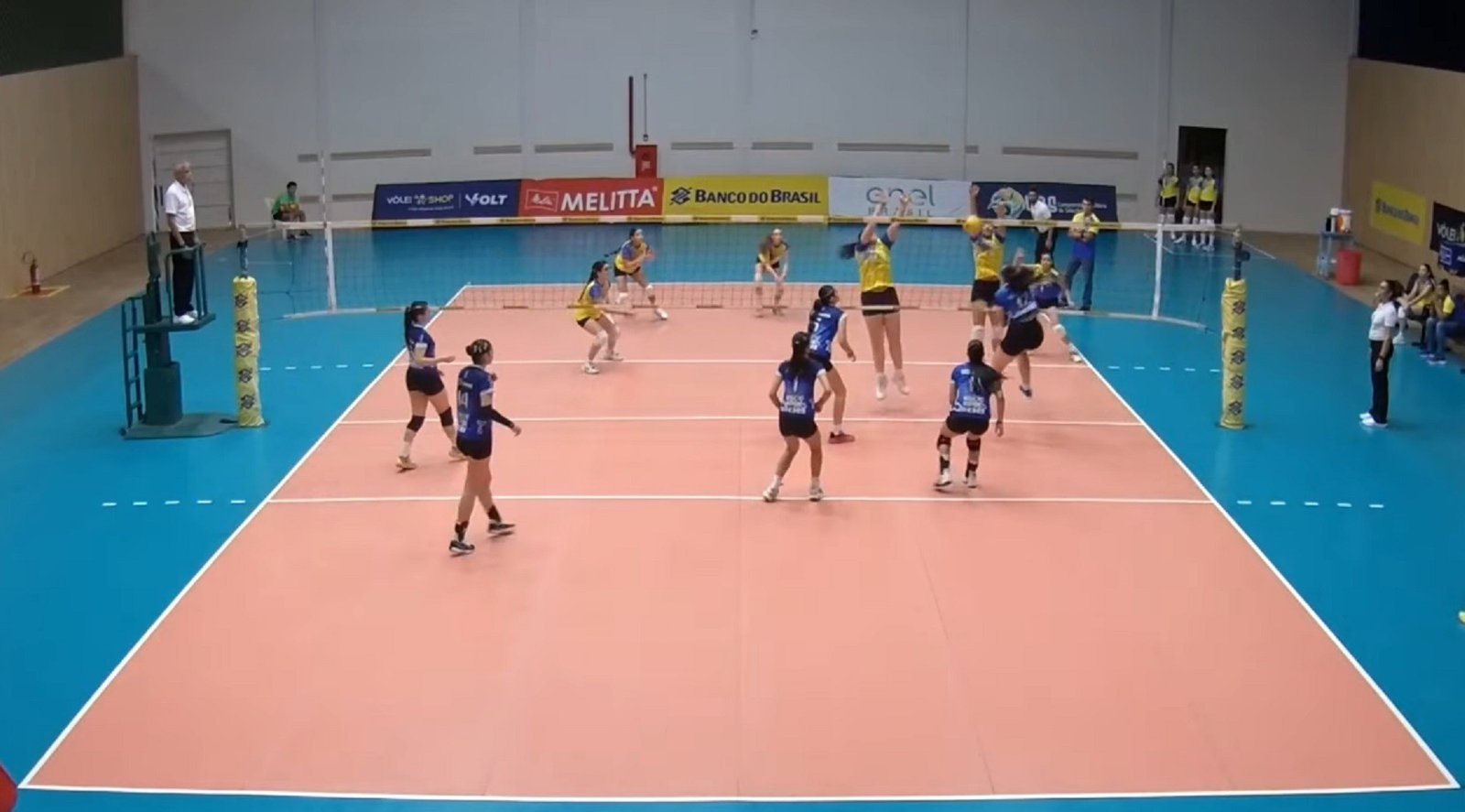 Acre é batido pelo Amapá na estreia no Brasileiro de Seleções de Vôlei Feminino Sub-18