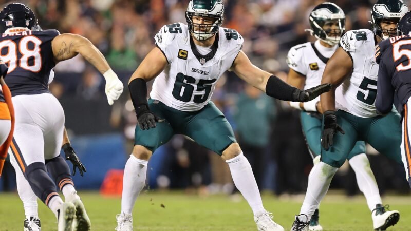 Lenda da NFL, Lane Johnson anuncia aposentadoria aos 36 anos para cuidar da saúde mental