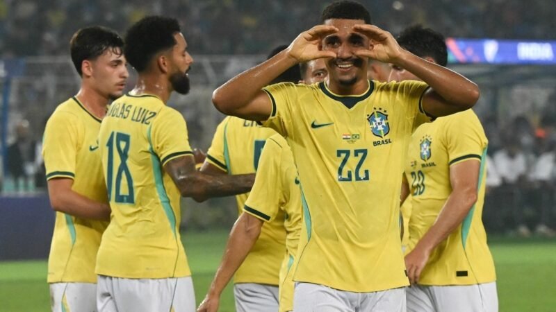 Convocados da Seleção na Data Fifa chegam ao Brasil na tarde de segunda e estão à disposição para rodada do Brasileirão