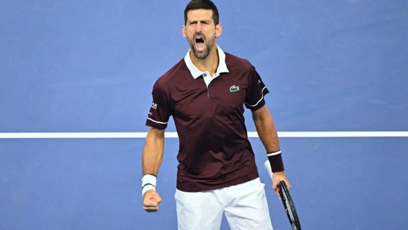 Djokovic supera recorde de Nadal ao vencer Zverev e avança à semifinal do ATP 500 de Pequim