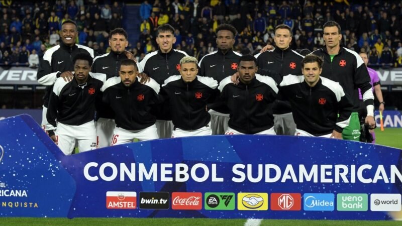 Atuações do Vasco: Robert Renan, Cuiabano e Adson são os melhores em vitória na Bombonera; dê suas notas