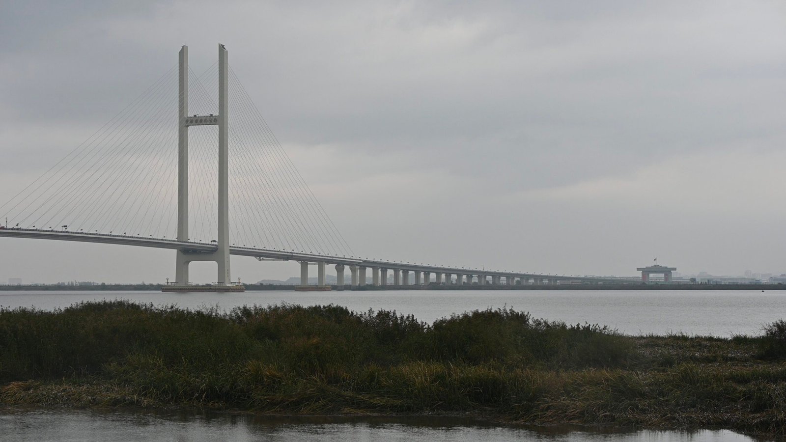 Ponte entre China e Coreia do Norte é inaugurada 12 anos após sua construção