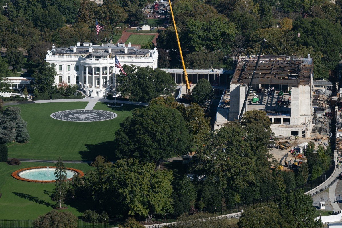 Justiça suspende corte de árvores em campo de golfe que Trump quer reformar em Washington