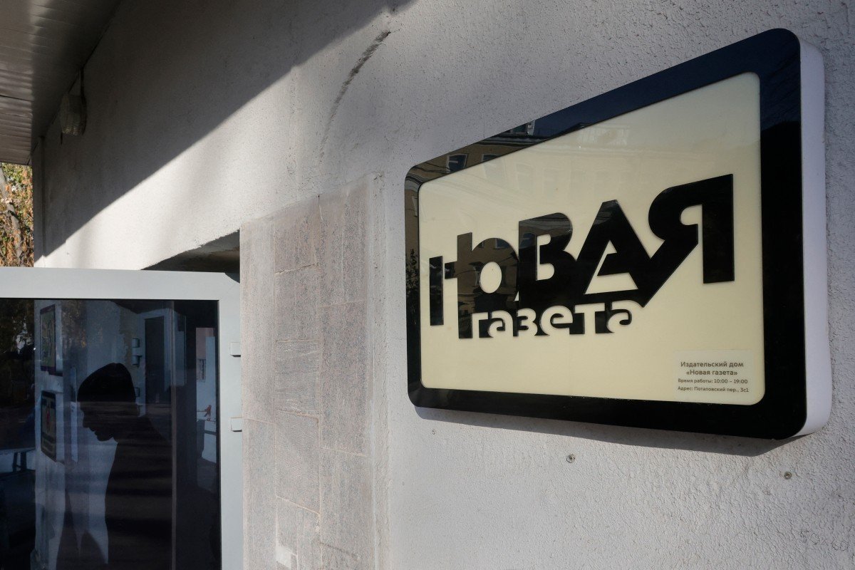 Novaya Gazeta, principal jornal independente de oposição ao governo russo, anuncia fechamento