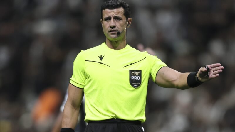 São Paulo x Vitória: árbitro pede dispensa, e CBF anuncia mudança