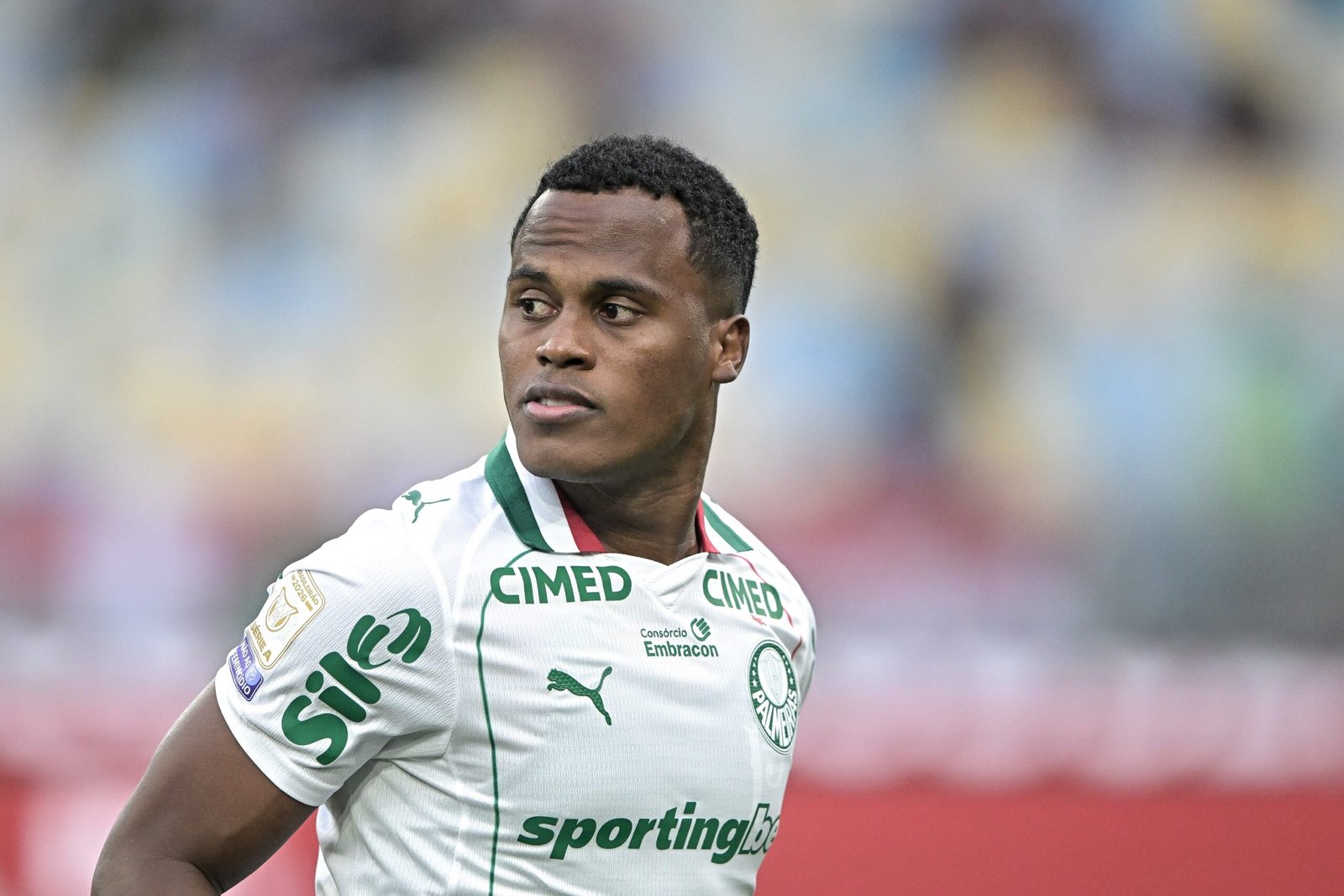 Fluminense reencontra Arias com Maracanã lotado e ambiente quente: “Cada escolha, uma renúncia”