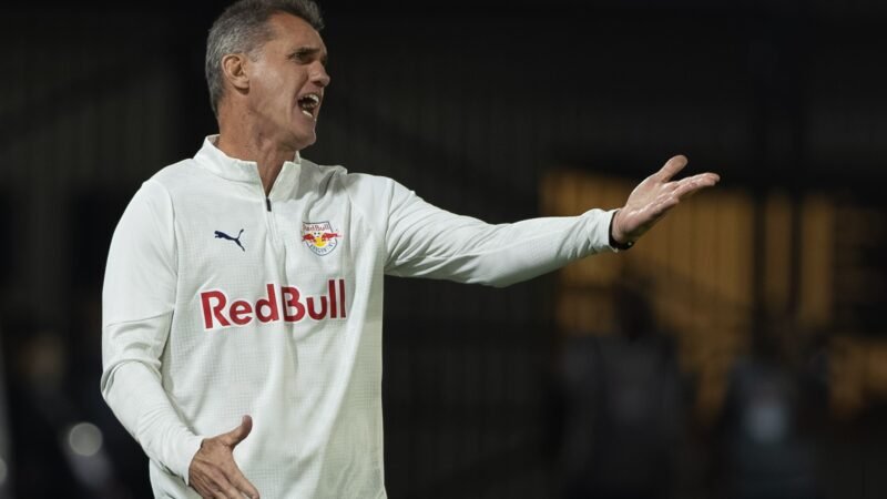Mancini lamenta chances perdidas contra o Palmeiras e alerta para defesa do Bragantino