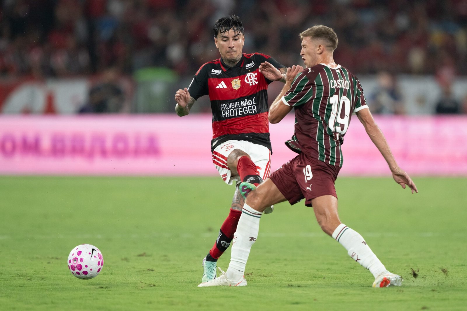Rizek questiona postura da diretoria do Flamengo com a arbitragem: “Vai ter notinha hoje?”