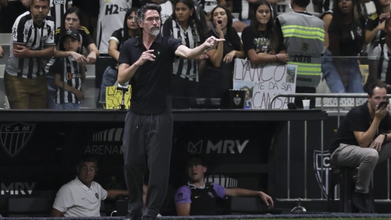 Domínguez revela pedido de desculpas no Atlético-MG e atraso em recuperação de Scarpa