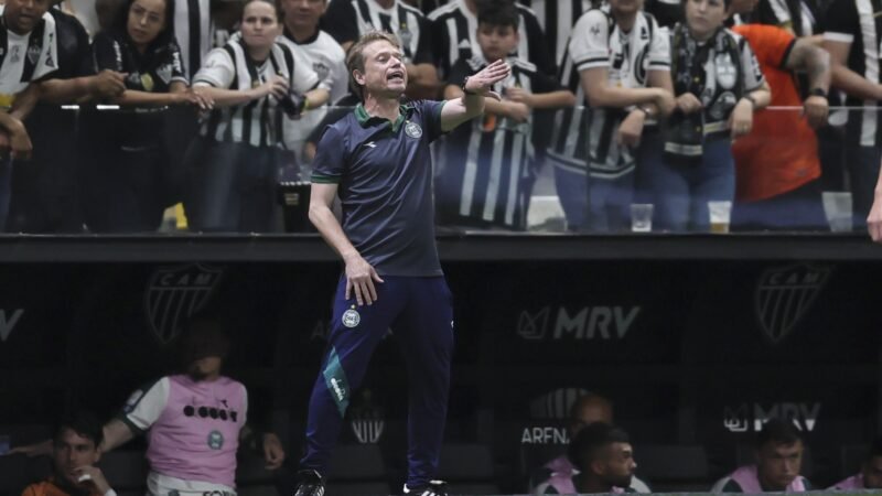 Seabra trata dois próximos jogos em casa como decisivos para o Coritiba: “Ser mentalmente forte”