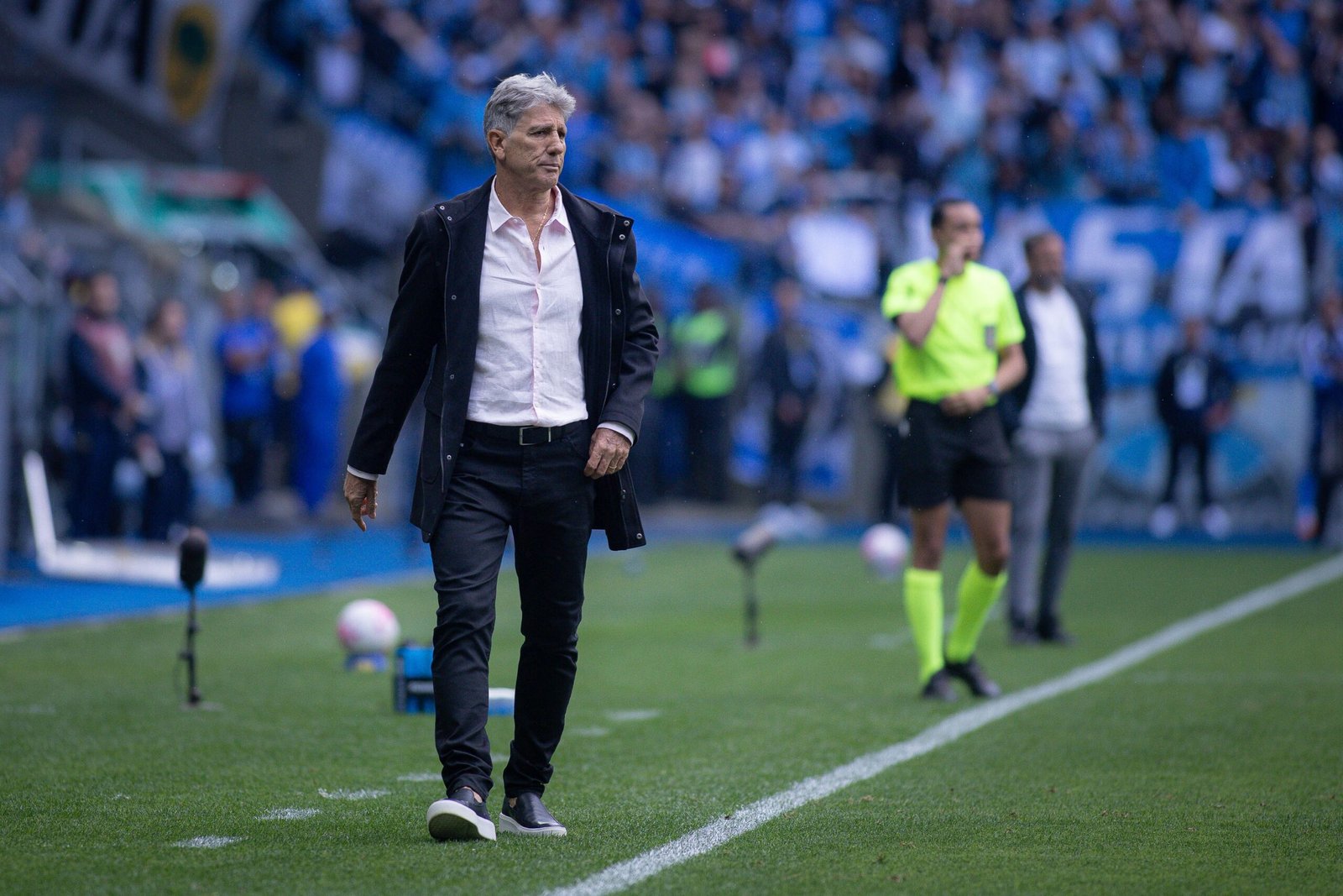 Renato volta a criticar o próprio Grêmio: “Jogador veio 9kg acima do peso”