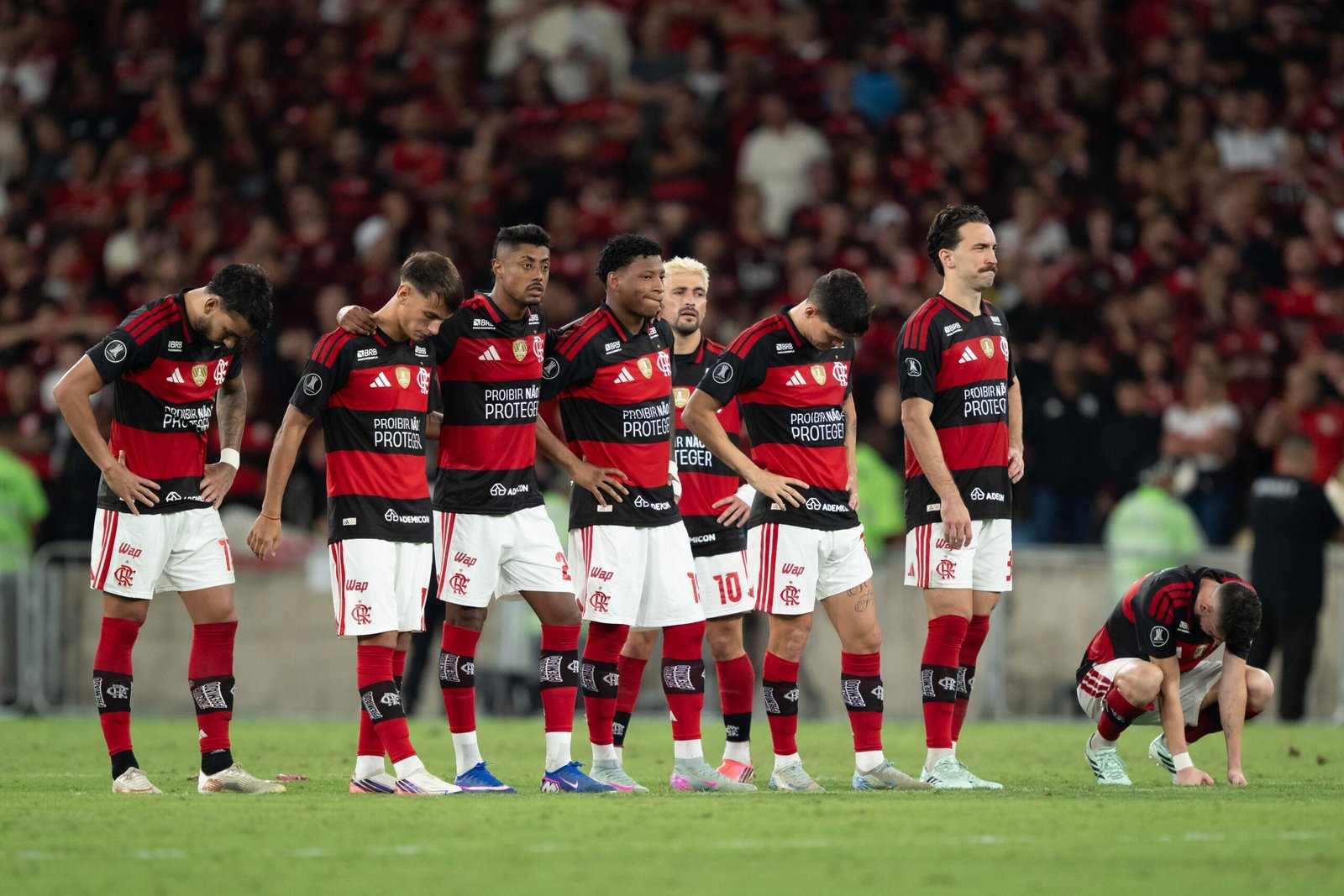 Cinco motivos que ajudam a explicar a eliminação do Flamengo na Libertadores