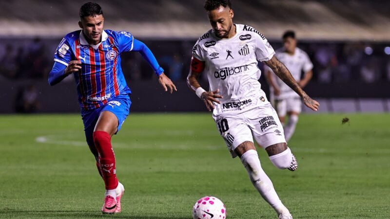 Neymar leva terceiro cartão amarelo após confusão e desfalca o Santos em clássico; vídeo
