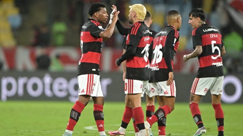 Análise: Flamengo responde rápido após eliminação, retoma liderança, mas convence só por 45 minutos