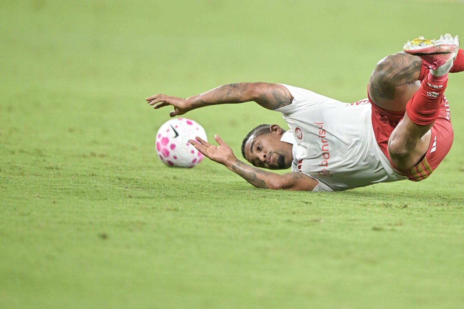 Análise: Inter cobra arbitragem, mas revê pesadelo de 2023 em castigo que amplia risco de Z-4