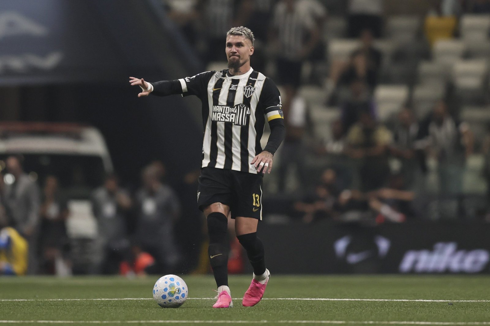 Atuações do Atlético-MG: ataque passa em branco e defesa erra muito; dê notas
