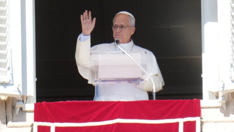 Papa Leão XIV será internado nesta terça para operação de retirada de nódulo no pulmão