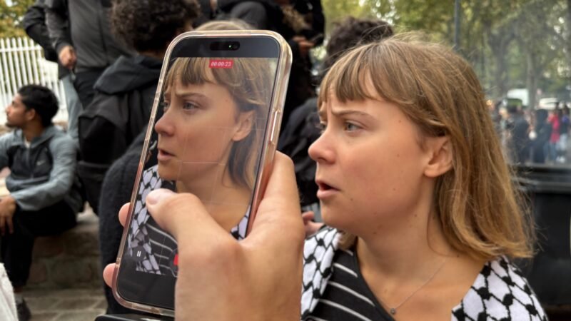Greta Thunberg se junta a estudantes franceses em novo dia de protestos