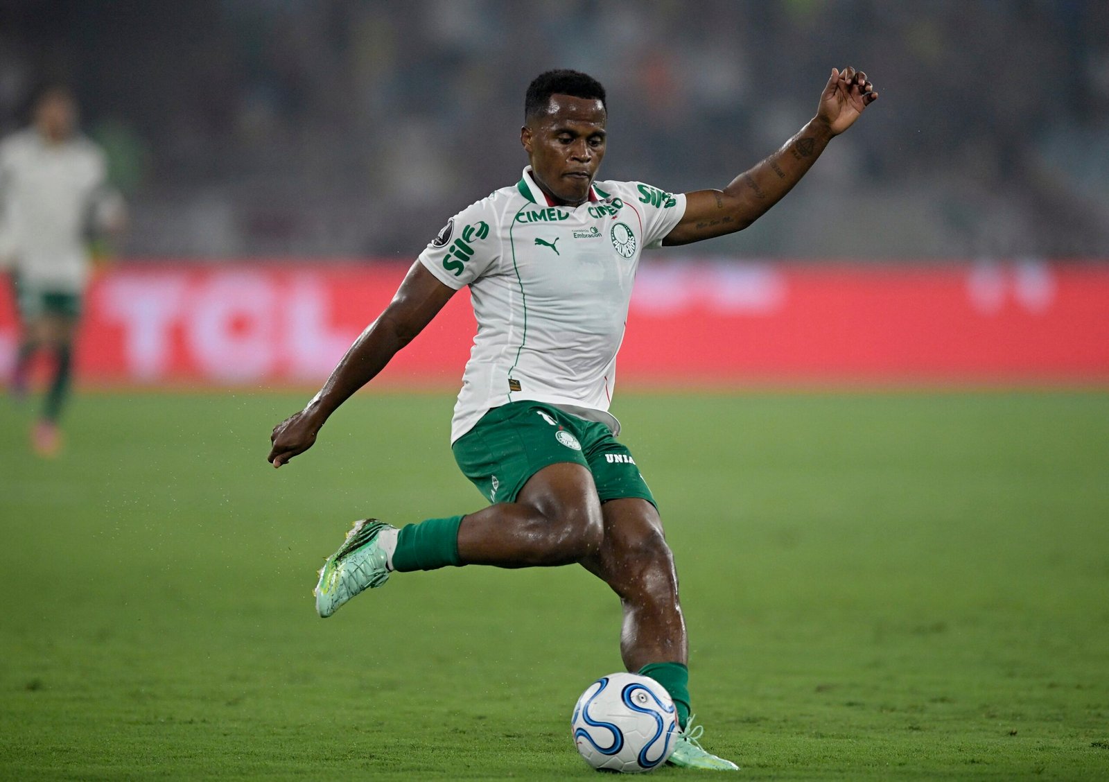 Arias, do Palmeiras, rebate vaias da torcida do Fluminense: “As pessoas têm amnésia”