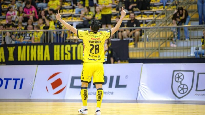 Jaraguá elimina o Blumenau e enfrenta o JEC na semifinal do Catarinense de Futsal