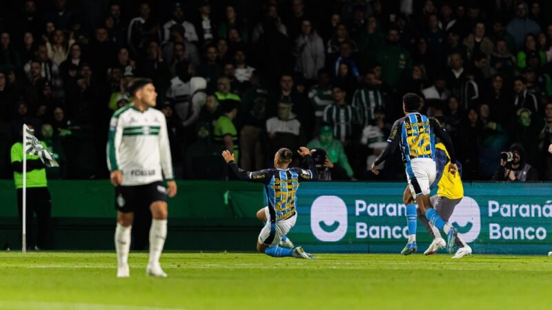 Atuações do Grêmio: Braithwaite é o herói da primeira vitória fora no Brasileirão; dê suas notas