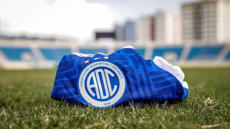 Confiança anuncia nova fornecedora de material esportivo para 2027