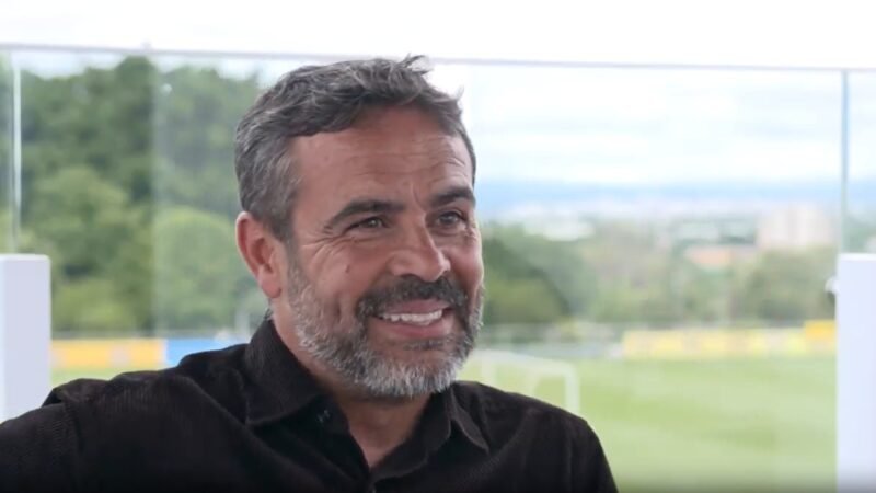 Desafios, briga por títulos e Gabigol: Artur Jorge passa a limpo trabalho e projeta Cruzeiro até 2030
