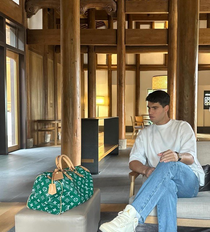 Alcaraz fica em hotel de luxo com diária de quase R$ 17 mil no Masters de Xangai; conheça