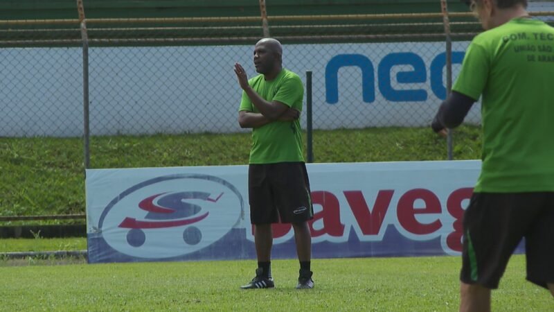 “Nunca tive dúvida”: Oliveira valoriza trajetória do União São João até final da Copa Paulista