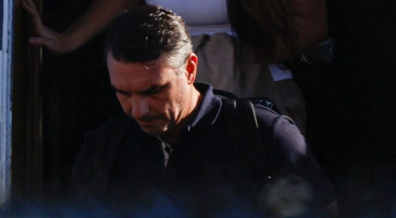 O que pode acontecer com Flávio Bolsonaro nos EUA se democratas derrotarem Trump no Congresso?